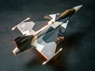 Maqueta JAS39 Gripen Card Frame