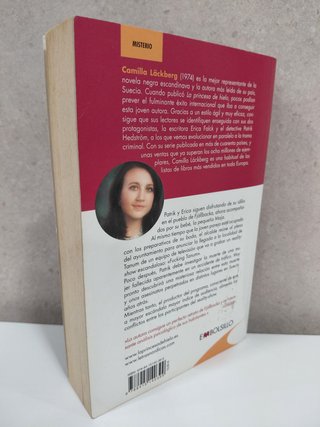 Crimen en directo. Camilla Lackberg