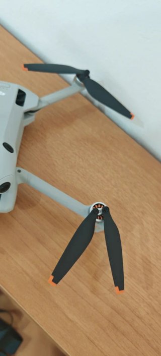 DJI Mini 4 Pro Fly More Combo