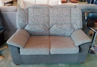 Sofá de 2 plazas tela beige y gris