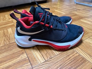 Zapatillas Nike Talla 42 Negras y Rojas