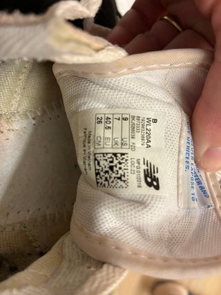 Zapatillas New Balance Beige y Azul