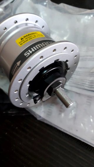 Buje Nexus Shimano DH-3R35N-36H -Dynamo