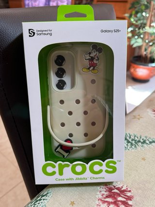 Funda Crocs Samsung Galaxy S25+ con Jibbitz