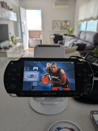 Consola Sony PSP 1004+Accesorios