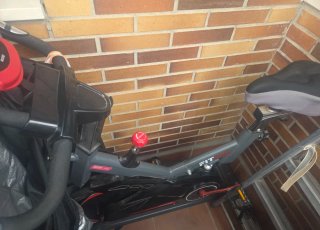 Bicicleta Spinning FITMAX con pantalla