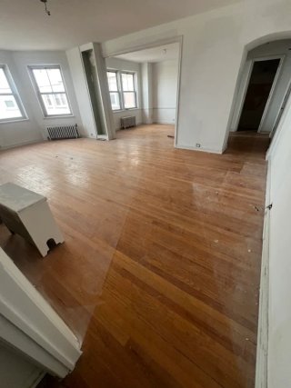 Servicio de pintura profesional de pisos