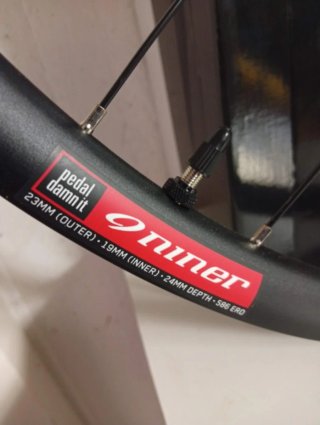 Coppia Ruote Gravel Niner 700c CX 12x100 12x142