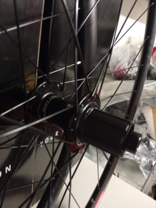 Coppia Ruote Gravel Niner 700c CX 12x100 12x142