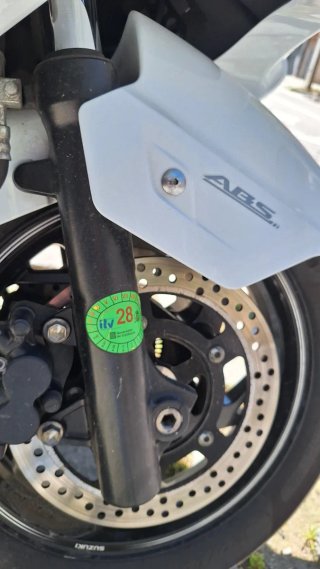Suzuki Burgman 400 - Scooter Maxi Automática