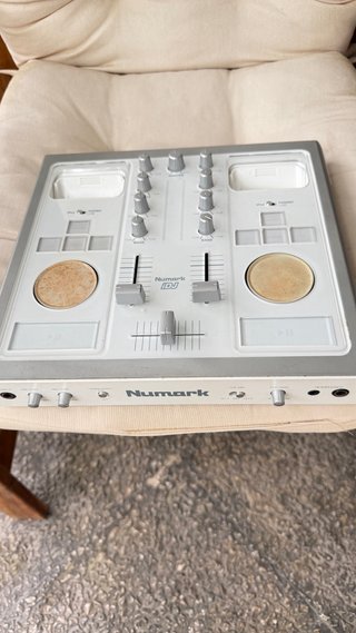 Mesa DJ Numark iDJ - Buen estado