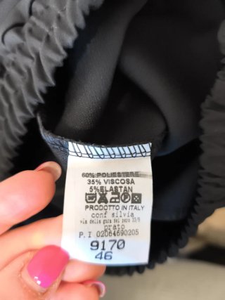 Pantaloni Silvia J. neri con elastico in vita
