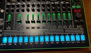 Roland TR-8 Rhythm Performer