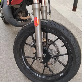 RIEJU MRT 50 SM Supermotard Roja y Blanca