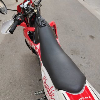 RIEJU MRT 50 SM Supermotard Roja y Blanca