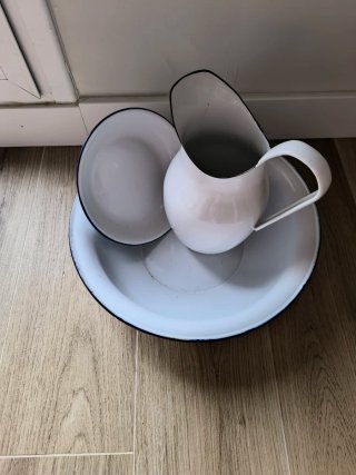 Palanganero blanco