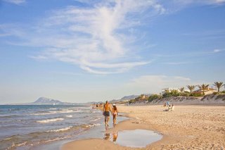 Chalet en venta en Oliva Playa en Oliva