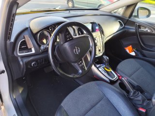Opel Astra 2015 1.4turbo , auto, 5p.