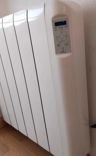 Radiador eléctrico blanco bajo consumo