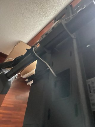 Soporte TV 30 - 55 pulgadas, como nuevo.