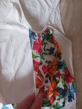 Camiseta tirantes flores S-M
