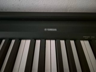 Piano Yamaha P145BT Nuevo