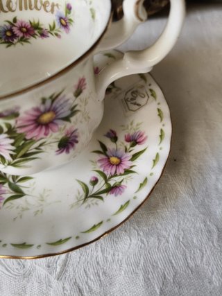 Tazza da caffè Royal Albert September