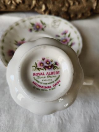 Tazza da caffè Royal Albert September