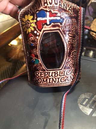 Set di due bottiglie di Mamajuanas dalla Repubblica Dominicana