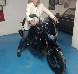Kawasaki Z750 Negra