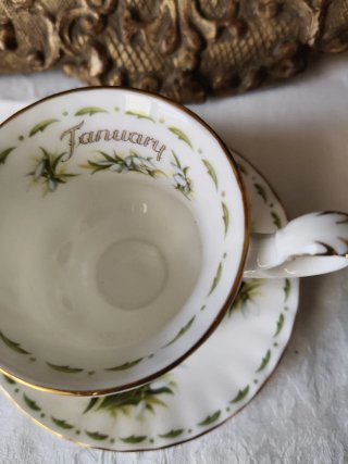 Tazza da caffè Royal Albert January