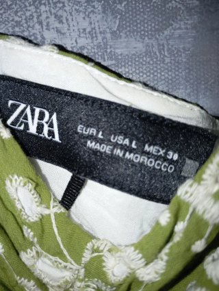 Vestido bordado boho Zara verde