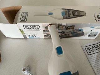 Aspirador de mano Black+Decker