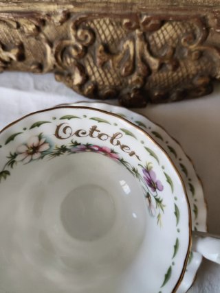 Tazza da the Royal Albert October