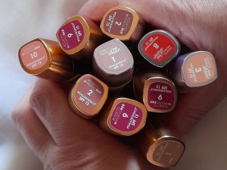 Lote cosméticos variados 300 unidades