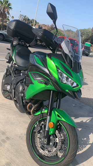 Kawasaki Versys 650cc Verde - Marzo 2023