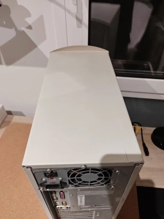 Torre PC Beige Windows 98 Intel