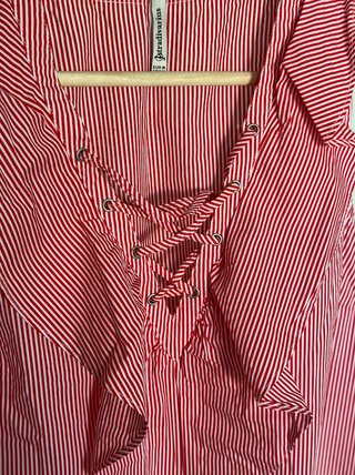 Blusa Stradivarius Rayas Rojas y Blancas