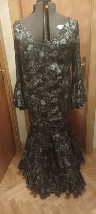Vestido Flamenco Gris y Negro
