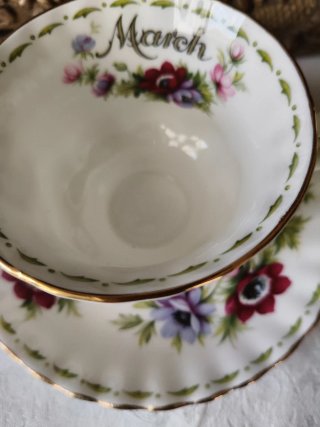 Tazza da the con piattino Royal Albert March