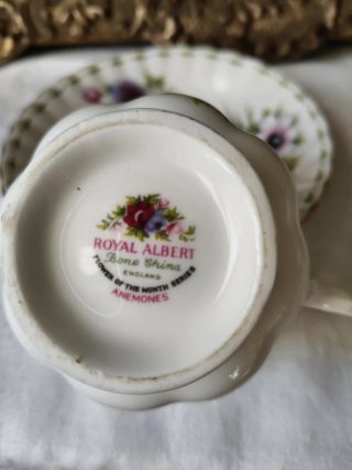 Tazza da the con piattino Royal Albert March
