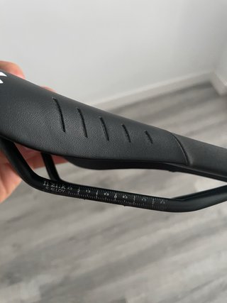 Sillín Bicicleta Fizik Negro