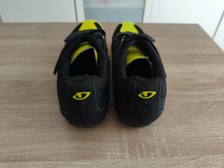 Zapatillas ciclismo Giro con calas