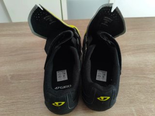 Zapatillas ciclismo Giro con calas