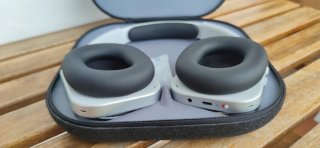 Nothing Headphone (1)