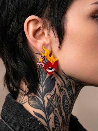 Pendientes Corazón Ardiente Acrílico