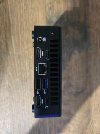 ASUS NUC 13 Pro Mini PC 16GB RAM y 500GB nvme