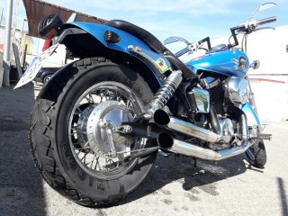 Honda Black Widow 750 Cruiser Azul