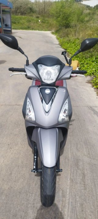Moto 125 CC SYM Symphony ST
