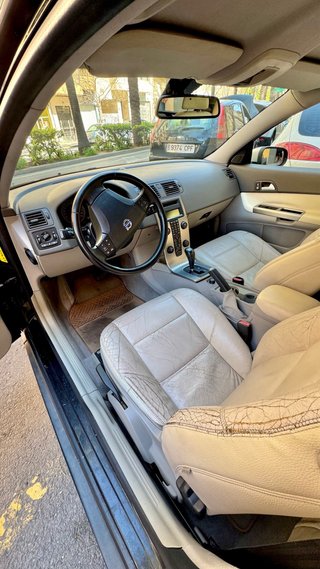 VOLVO C30 D5 AUTO 2006 – ITV OK, CAJA NUEVA, INYEC